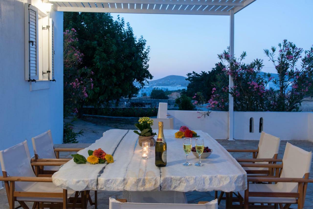 Villa Tonia Parasporos Exteriör bild
