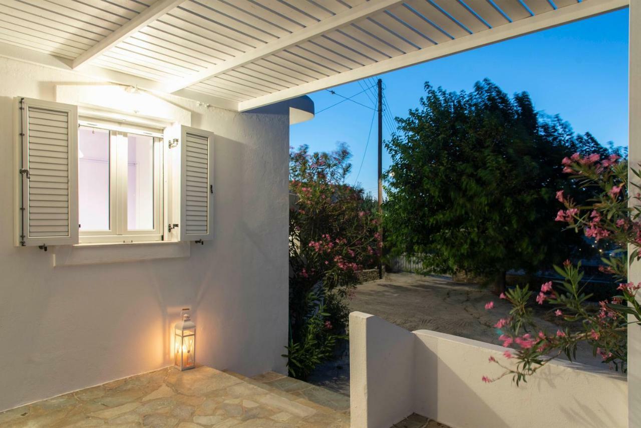Villa Tonia Parasporos Exteriör bild