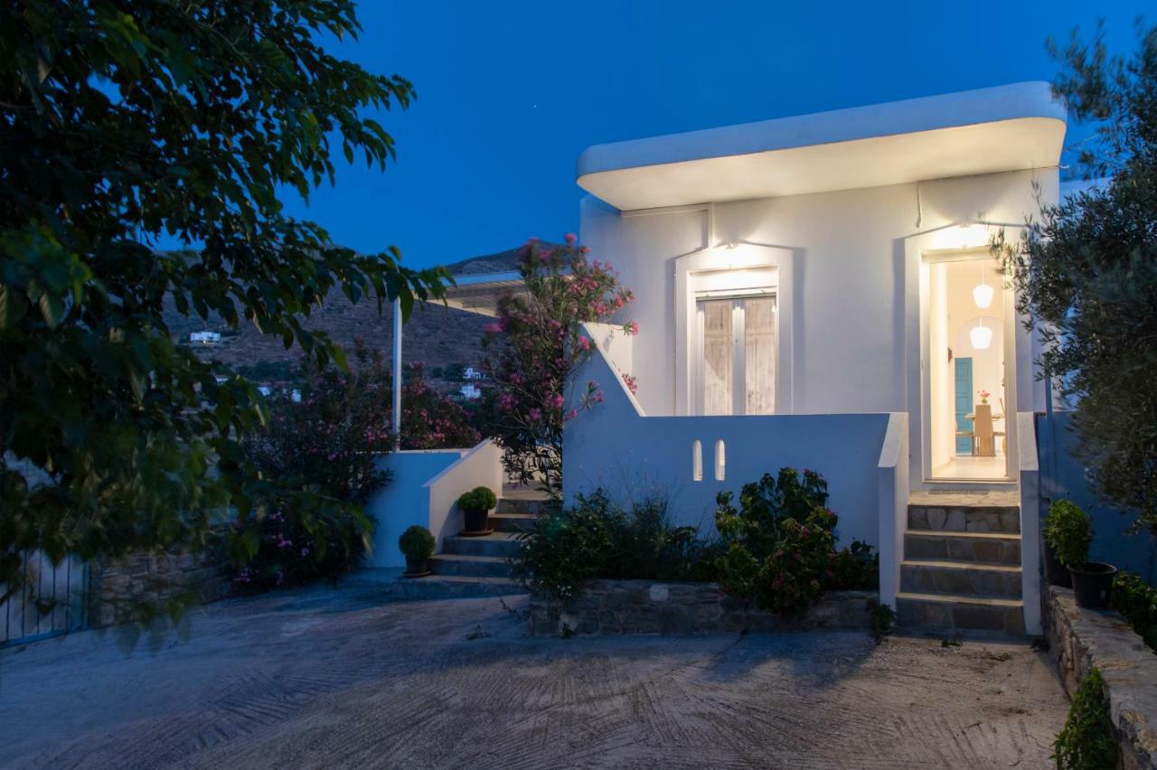 Villa Tonia Parasporos Exteriör bild